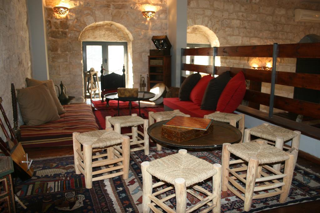 Shulamit Yard Hotell Rosh Pinna Exteriör bild