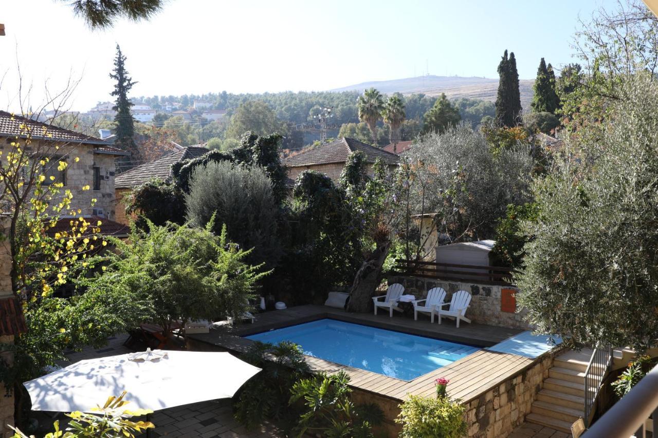 Shulamit Yard Hotell Rosh Pinna Exteriör bild
